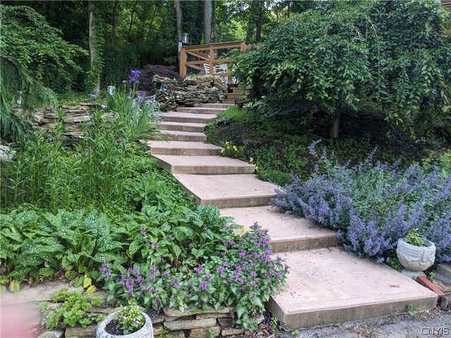 5303 Onondaga Road, Onondaga, NY 13031