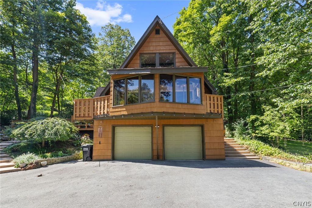 5303 Onondaga Road, Onondaga, NY 13031