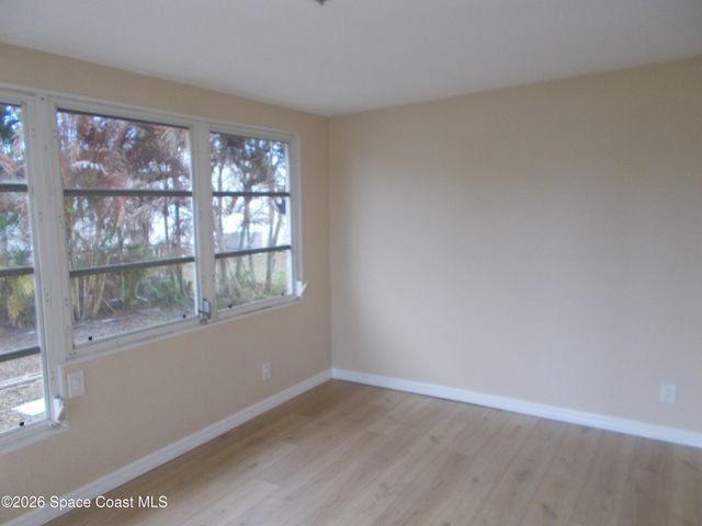 932 Cashew Circle W, Barefoot Bay, FL 32976