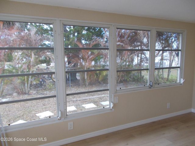 932 Cashew Circle W, Barefoot Bay, FL 32976