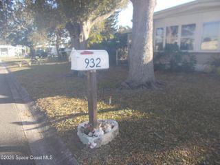 932 Cashew Circle W, Barefoot Bay, FL 32976