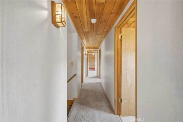 33052 Donner, Running Springs, CA 92382