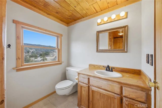 33052 Donner, Running Springs, CA 92382