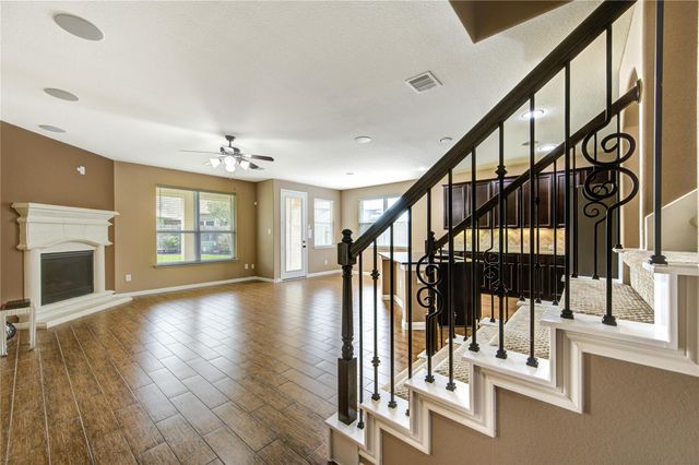 18318 Russett Green Drive, Tomball, TX 77377