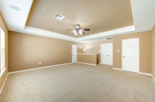 18318 Russett Green Drive, Tomball, TX 77377