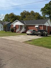 5609 Truman St, Baker, LA 70811