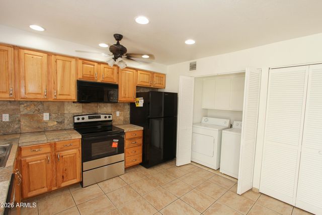 6538 N 43RD Avenue, Glendale, AZ 85301