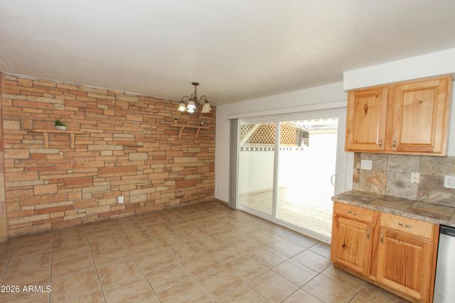 6538 N 43RD Avenue, Glendale, AZ 85301