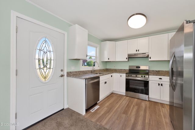 2880 New York 22, Cambridge, NY 12816