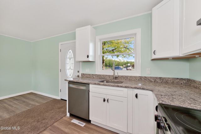 2880 New York 22, Cambridge, NY 12816