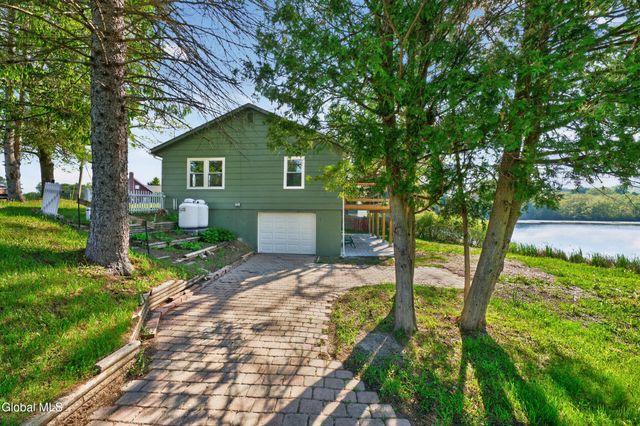 2880 New York 22, Cambridge, NY 12816