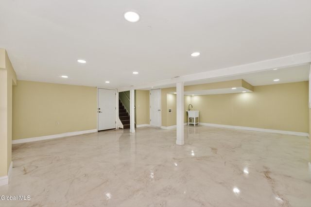 2880 New York 22, Cambridge, NY 12816