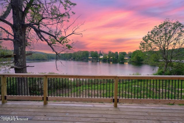 2880 New York 22, Cambridge, NY 12816