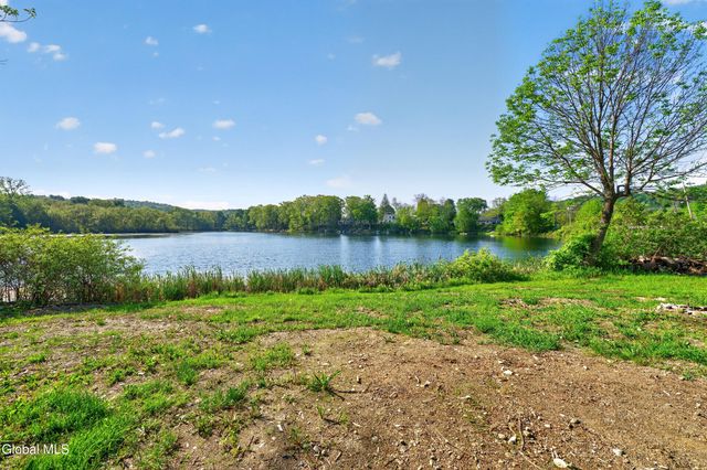 2880 New York 22, Cambridge, NY 12816