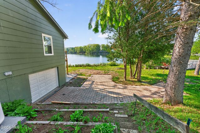 2880 New York 22, Cambridge, NY 12816