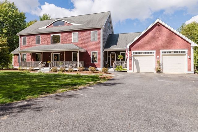 165 Andrea Ln, Taunton, MA 02780