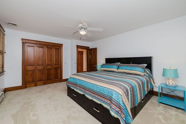 165 Andrea Ln, Taunton, MA 02780