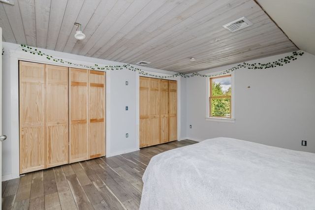 165 Andrea Ln, Taunton, MA 02780