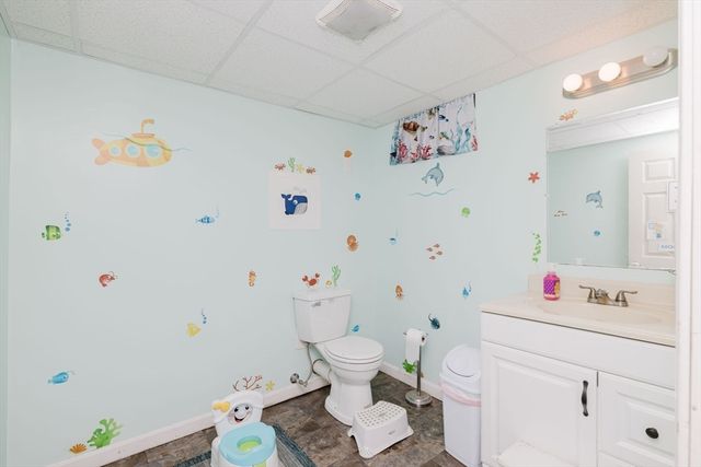 165 Andrea Ln, Taunton, MA 02780