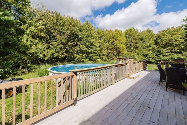 165 Andrea Ln, Taunton, MA 02780