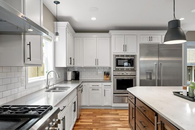 1905 Palace Avenue, Saint Paul, MN 55105