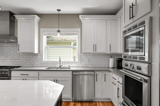 1905 Palace Avenue, Saint Paul, MN 55105