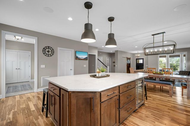 1905 Palace Avenue, Saint Paul, MN 55105