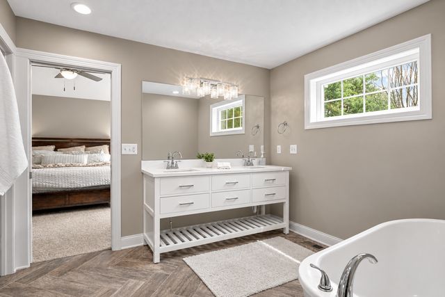 1905 Palace Avenue, Saint Paul, MN 55105