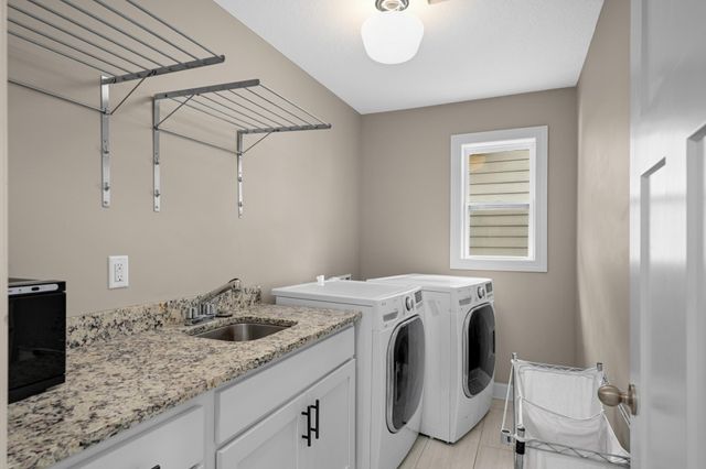 1905 Palace Avenue, Saint Paul, MN 55105