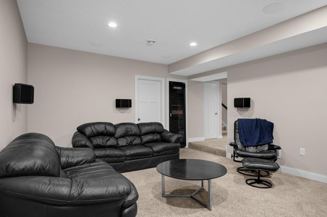 1905 Palace Avenue, Saint Paul, MN 55105