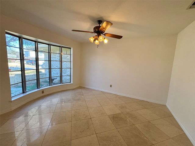 1602 Carla Avenue, Arlington, TX 76014