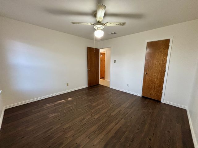 1602 Carla Avenue, Arlington, TX 76014