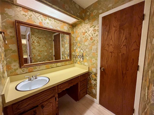 1602 Carla Avenue, Arlington, TX 76014