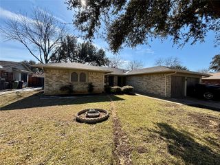 1602 Carla Avenue, Arlington, TX 76014