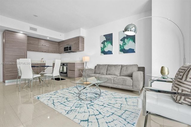 1300 S Miami Ave 2608, Miami, FL 33130