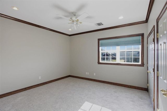 4904 Bayview Ln Lane, Lake Charles, LA 70605