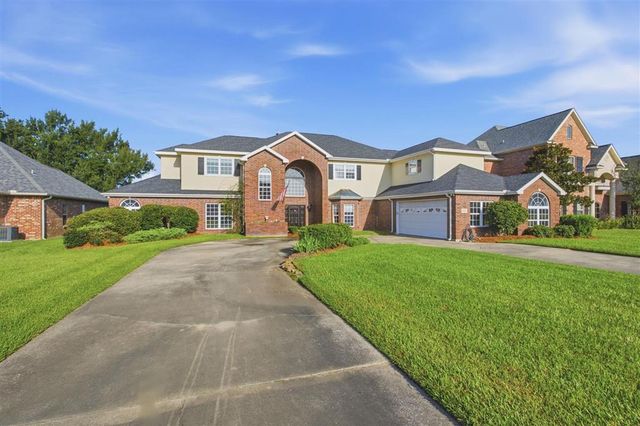 4904 Bayview Ln Lane, Lake Charles, LA 70605