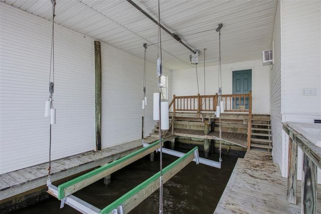 4904 Bayview Ln Lane, Lake Charles, LA 70605