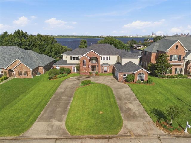 4904 Bayview Ln Lane, Lake Charles, LA 70605