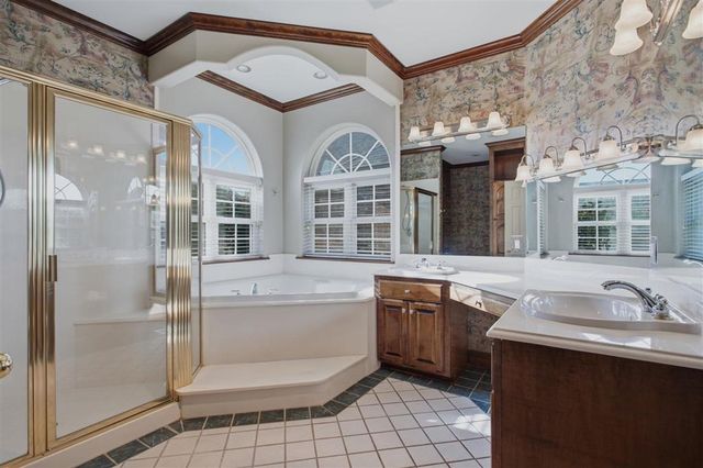 4904 Bayview Ln Lane, Lake Charles, LA 70605