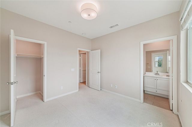 143 Frame, Irvine, CA 92618