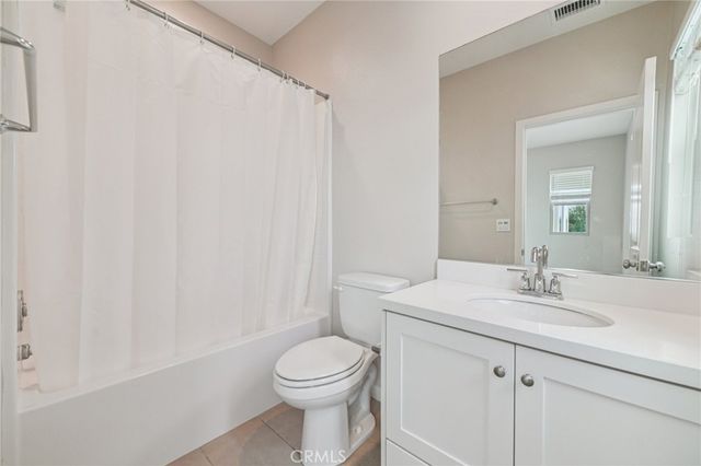 143 Frame, Irvine, CA 92618