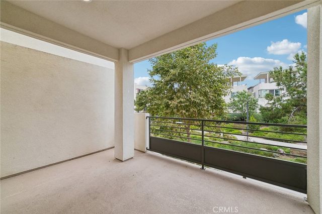 143 Frame, Irvine, CA 92618
