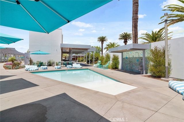 143 Frame, Irvine, CA 92618