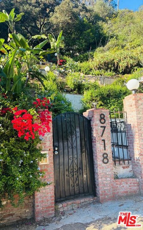 Image 1 of property listing at 8718 Crescent Drive, Los Angeles, CA 90046