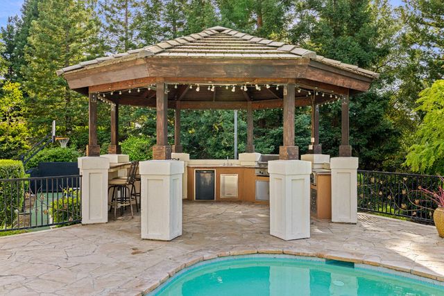 9505 Ashbourne Ct, Granite Bay, CA 95746