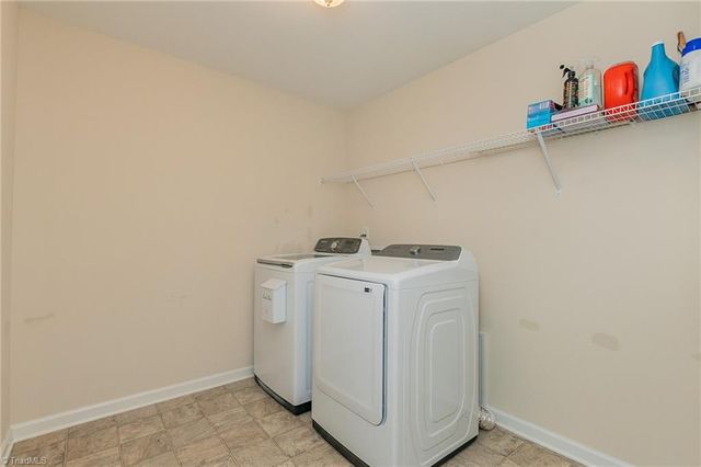 1837 Deveron Court, Kernersville, NC 27284