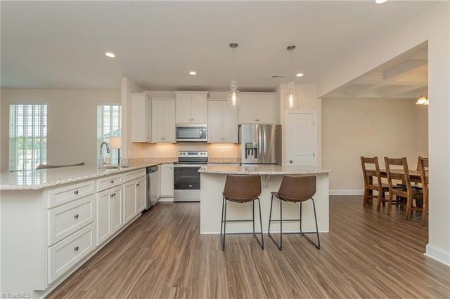 1837 Deveron Court, Kernersville, NC 27284