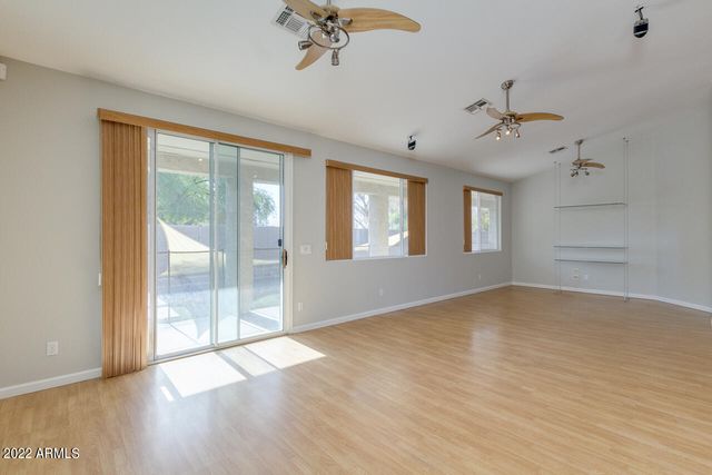 155 E LIBERTY Lane, Gilbert, AZ 85296