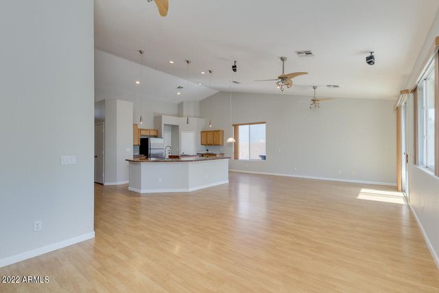 155 E LIBERTY Lane, Gilbert, AZ 85296